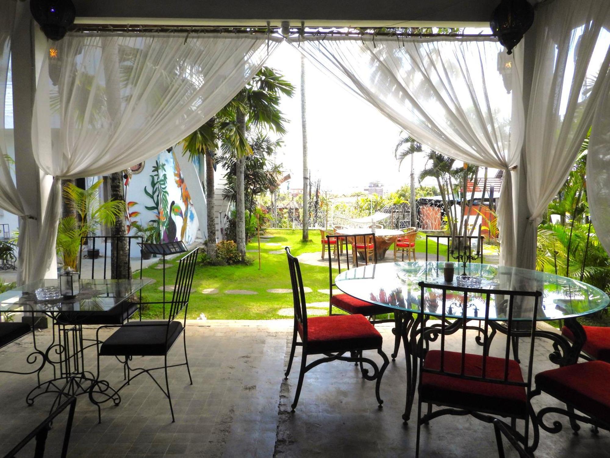 Surga Homestay Jimbaran Kültér fotó